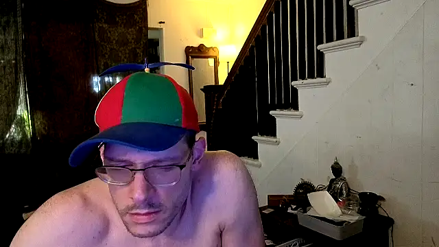 Snapshot of MasterDaddyCool chatting on July 17, 11:13 pm MasterDaddyCool online show from July 17, 11:13 pm