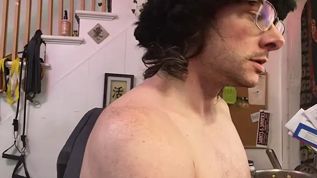 MasterDaddyCool online show from December 4, 7:57 pm