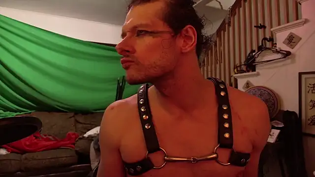 MasterDaddyCool online show from December 14, 8:09 am