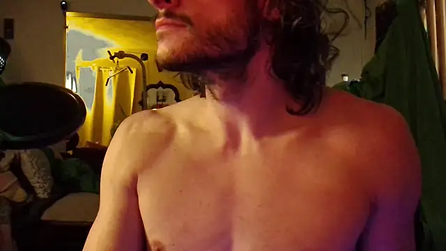 Snapshot of MasterDaddyCool chatting on November 11, 4:18 am MasterDaddyCool online show from November 11, 4:18 am