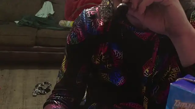 MasterDaddyCool online show from February 6, 7:15 am