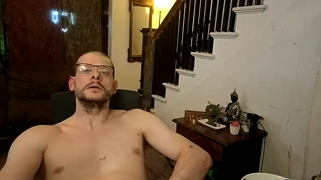 Snapshot of MasterDaddyCool chatting on July 10, 9:15 pm MasterDaddyCool online show from July 10, 9:15 pm