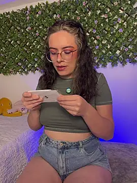 Katheerine online show from February 2, 1:04 am