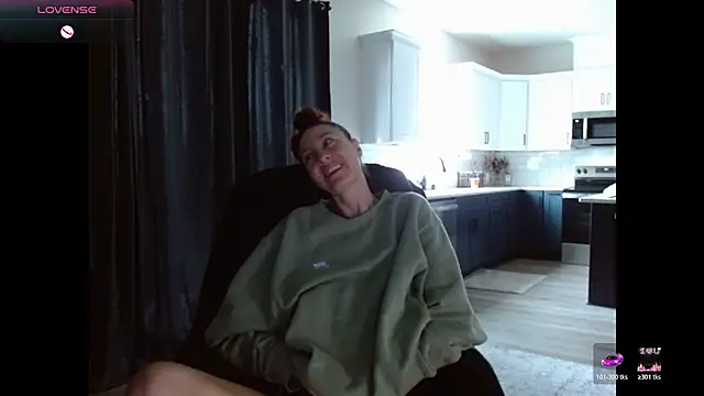 AnneNay online show from February 28, 7:24 pm