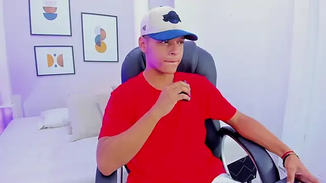 Ricky Owens1 online show from November 7, 8:35 pm