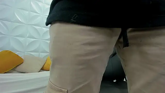 Ricky Owens1 online show from November 26, 8:42 pm