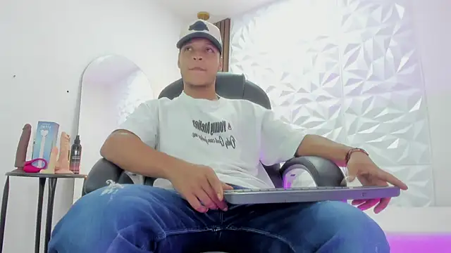 Ricky Owens1 online show from October 15, 2:03 pm