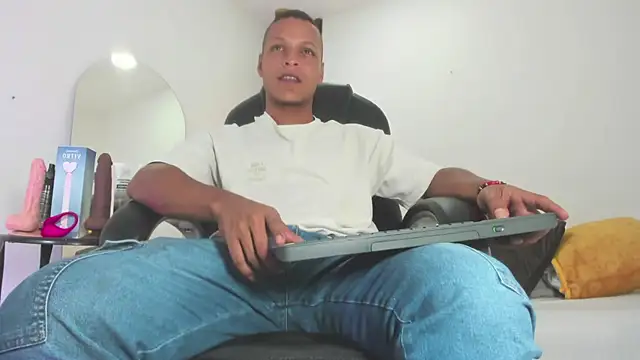 Ricky Owens1 online show from September 24, 2:01 pm