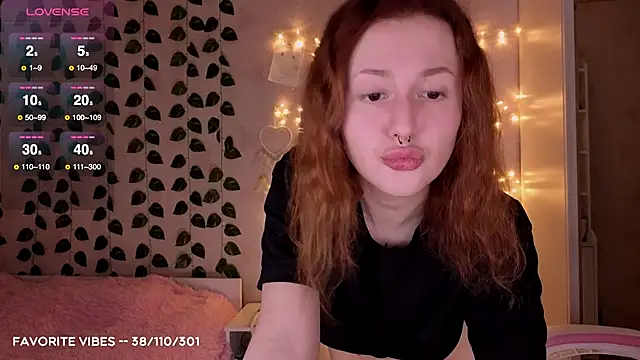 Snapshot of lina_red_xxx chatting on September 26, 11:11 pm lina red xxx online show from September 26, 11:11 pm