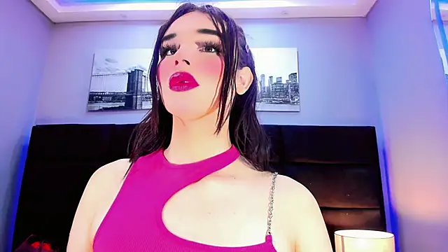 Valeria Rouss online show from October 14, 12:50 pm