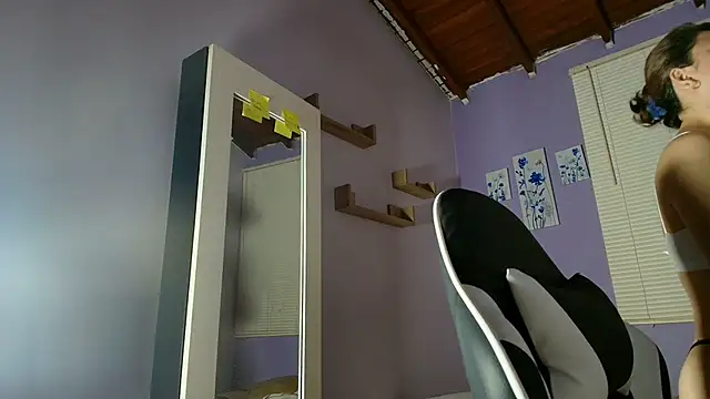 luna desiree online show from October 9, 8:48 am