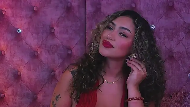 MaddisonBelucci online show from October 24, 8:41 pm