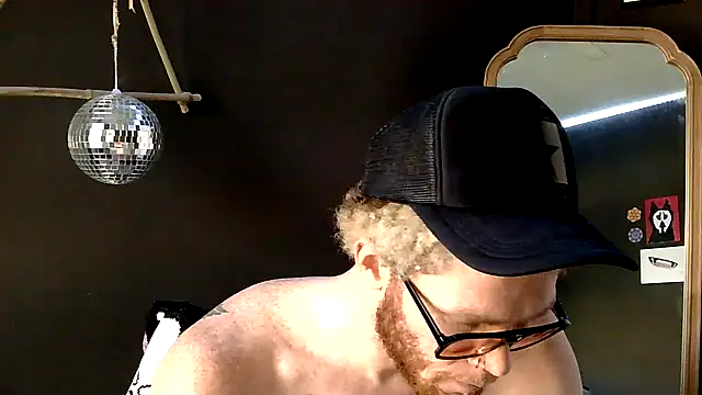 jinjasnack online show from March 22, 9:05 pm