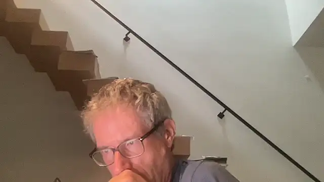 Snapshot of choupipat1 chatting on September 18, 6:38 am choupipat1 online show from September 18, 6:38 am