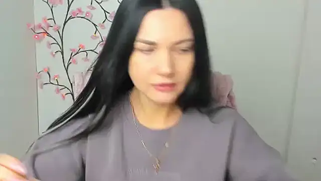 Lune Moon online show from February 13, 6:57 am