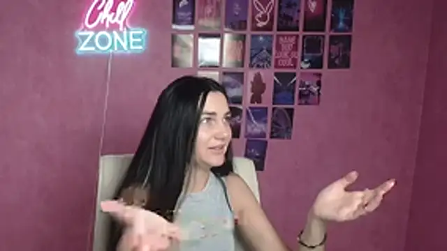 Lune Moon online show from October 23, 5:17 am