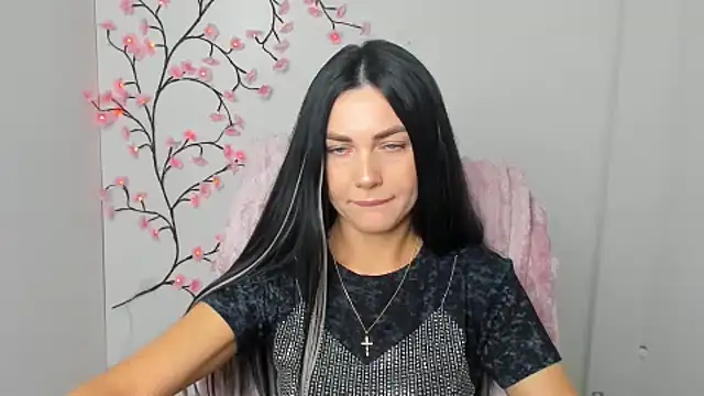 Lune Moon online show from March 17, 6:38 am