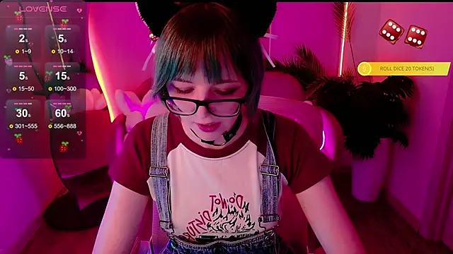 CoralineYoung online show from February 1, 7:06 am