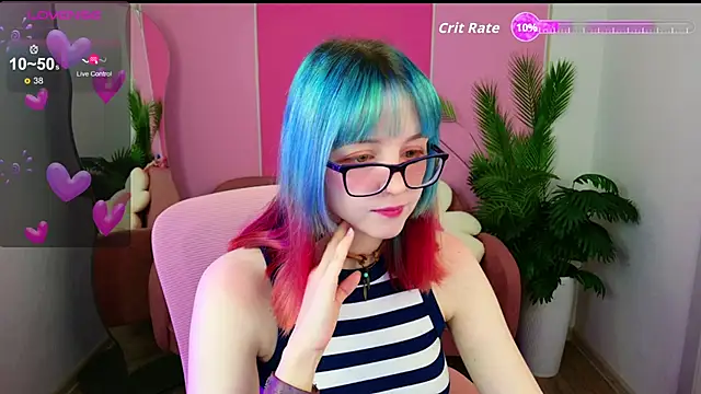 Snapshot of CoralineYoung chatting on September 22, 5:24 am CoralineYoung online show from September 22, 5:24 am