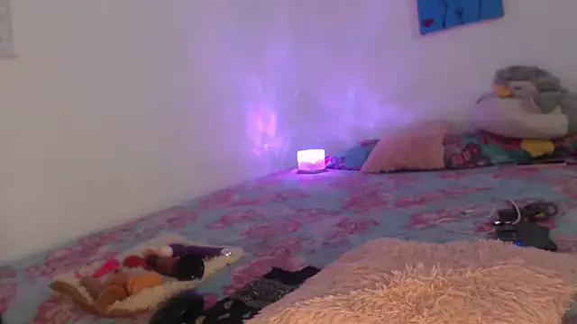 Victoria new online show from October 29, 2:32 am