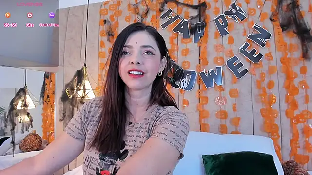 Snapshot of Anantaa_ chatting on October 21, 11:42 am Anantaa online show from October 21, 11:42 am