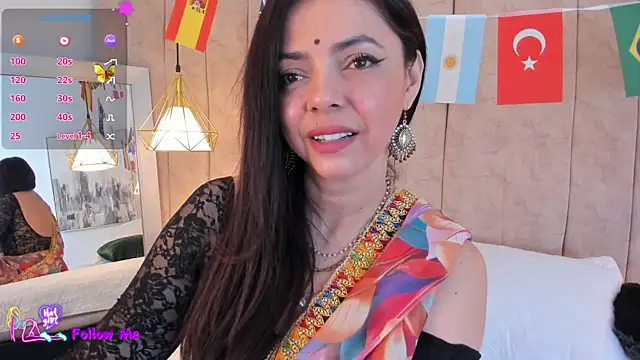 Snapshot of Anantaa_ chatting on July 6, 12:23 pm Anantaa online show from July 6, 12:23 pm