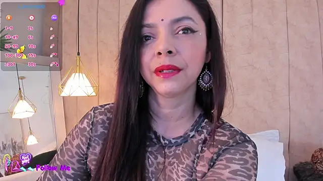 Snapshot of Anantaa_ chatting on June 13, 12:47 pm Anantaa online show from June 13, 12:47 pm