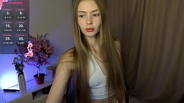 holylisssa online show from November 18, 7:22 am