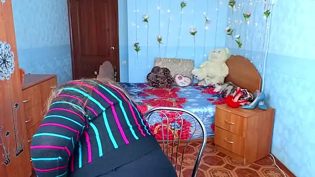 Snapshot of Audrey_Aura chatting on October 23, 5:17 am Audrey Aura online show from October 23, 5:17 am