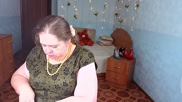 Snapshot of Audrey_Aura chatting on September 12, 5:07 am Audrey Aura online show from September 12, 5:07 am