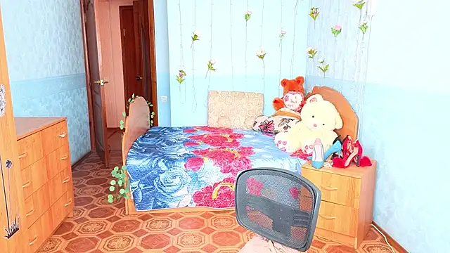 Snapshot of Audrey_Aura chatting on September 27, 5:02 am Audrey Aura online show from September 27, 5:02 am