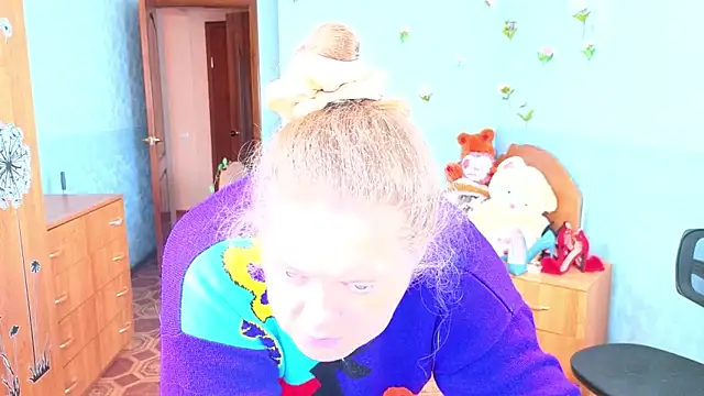 Snapshot of Audrey_Aura chatting on September 28, 5:03 am Audrey Aura online show from September 28, 5:03 am