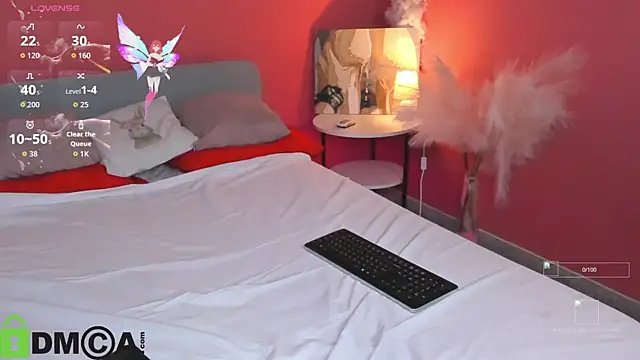 Lisbeth  Salander online show from October 24, 2:43 am