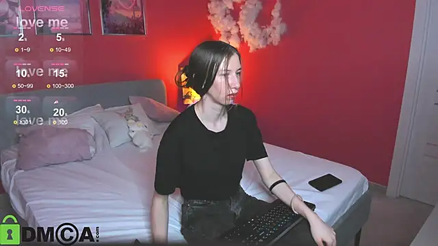 Snapshot of Lisbeth__Salander chatting on September 22, 2:39 am Lisbeth Salander online show from September 22, 2:39 am