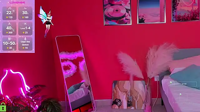 Lisbeth  Salander online show from November 13, 2:37 am