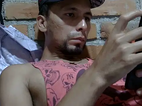 Boycumlatino online show from October 1, 10:24 pm