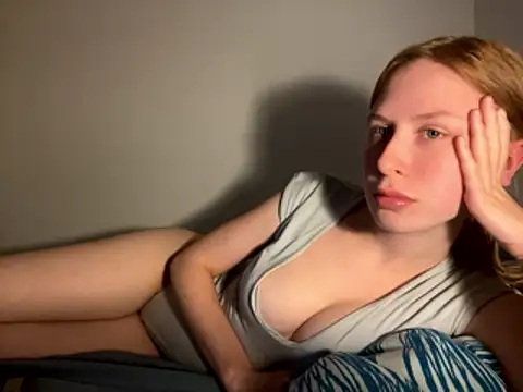 Lisa-5329 online show from January 11, 4:03 pm