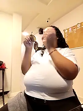 KITY HILL online show from March 24, 12:43 am