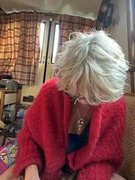 Snapshot of ladyboatlady chatting on September 30, 6:41 am ladyboatlady online show from September 30, 6:41 am