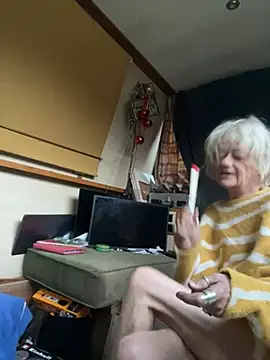 ladyboatlady online show from March 27, 6:11 am