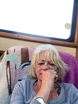 ladyboatlady online show from March 21, 5:06 pm