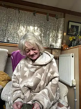 ladyboatlady online show from March 10, 7:23 am