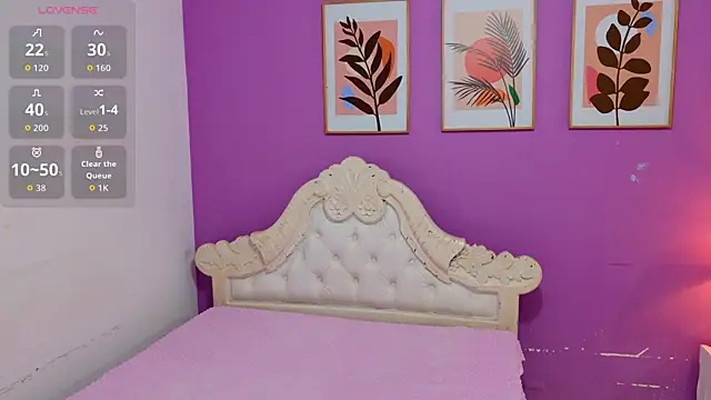 SamantaKane online show from April 14, 3:55 am