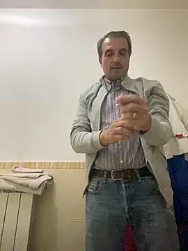 Snapshot of sasatimido chatting on October 14, 4:24 am sasatimido online show from October 14, 4:24 am