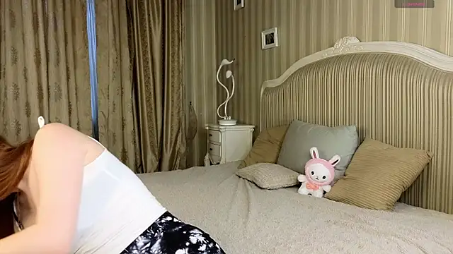 Juuulia  online show from November 9, 11:47 am