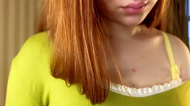 Snapshot of Juuulia_ chatting on May 11, 4:04 pm Juuulia online show from May 11, 4:04 pm