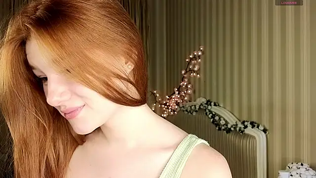 Juuulia  online show from December 20, 1:03 pm