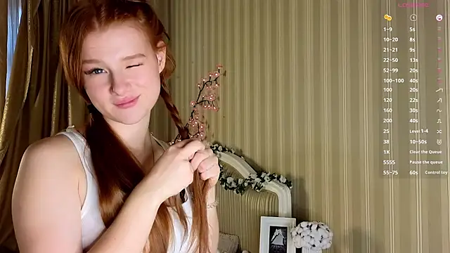 Juuulia  online show from March 19, 1:44 pm
