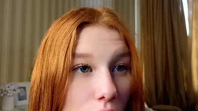 Snapshot of Juuulia_ chatting on June 20, 2:33 pm Juuulia online show from June 20, 2:33 pm