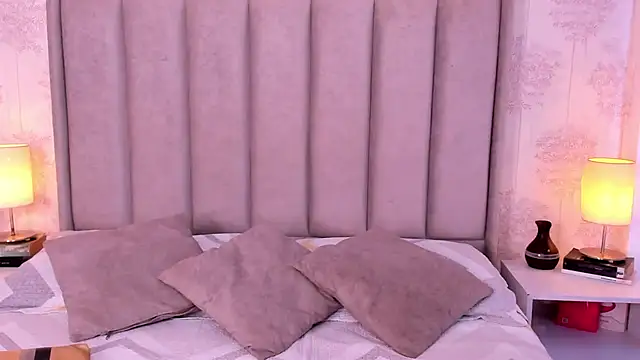 Snapshot of ShaynaHosk chatting on June 20, 5:29 pm ShaynaHosk online show from June 20, 5:29 pm